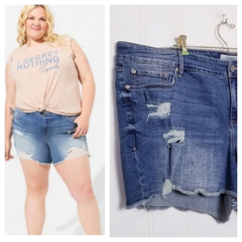 Torrid Jean Shorts 24 Distressed Raw Hem Stretch Denim Plus Size NWT